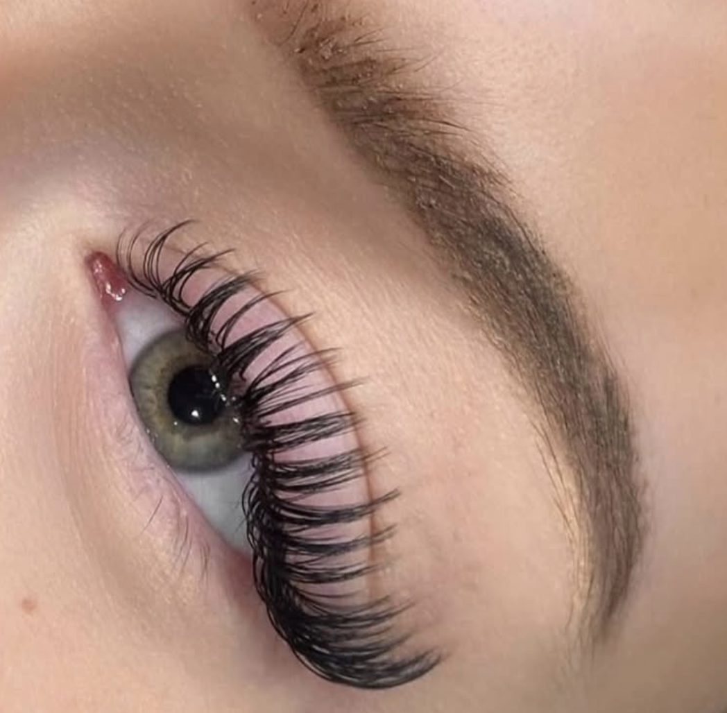 Hybrid lashes — cat eye
